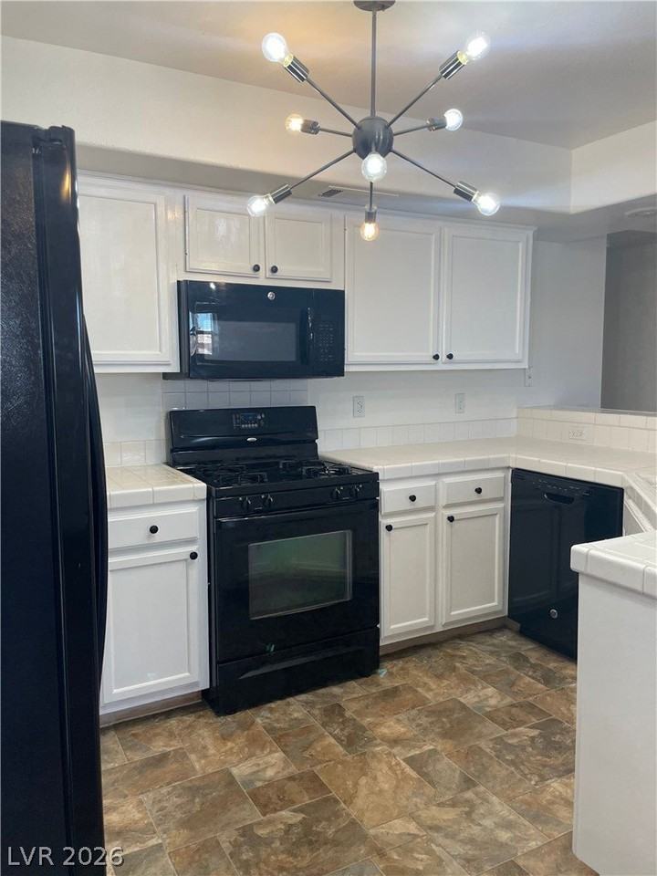 3605 Spanish Butterfly St #202 - Photo 7 of 14