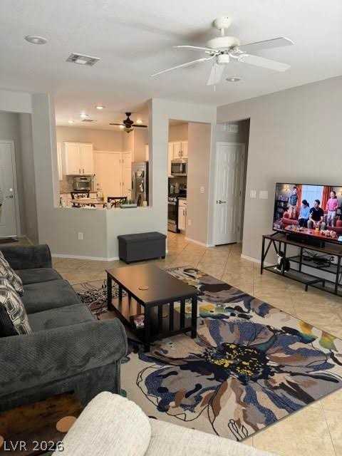 2509 Jade Sky St - Photo 3 of 20