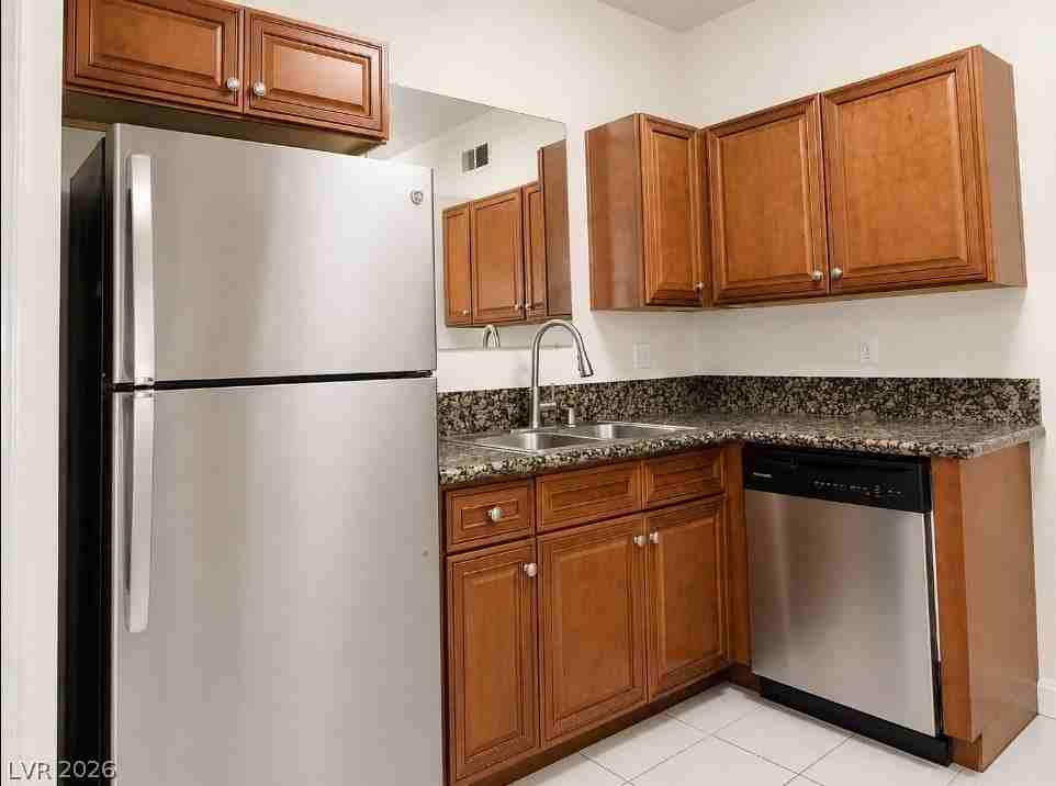 5525 W Flamingo Rd #1025 - Photo 3 of 24