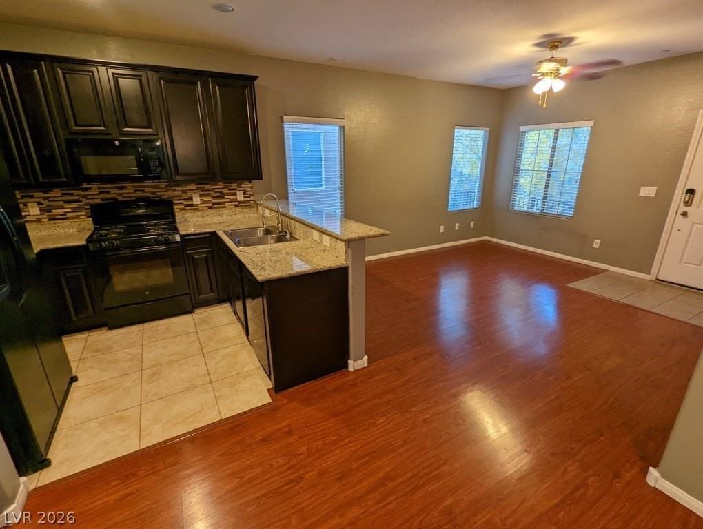 7760 Floral Fabric Ct - Photo 6 of 47