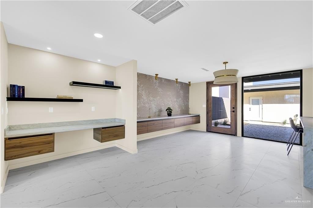 1406 S 7th Ave - Photo 6 of 25