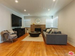 8950 Gibson St - Photo 2 of 8