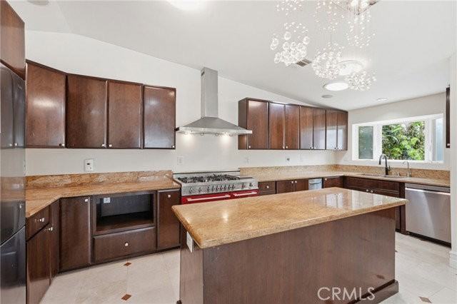 926 N Rowell Ave - Photo 6 of 8