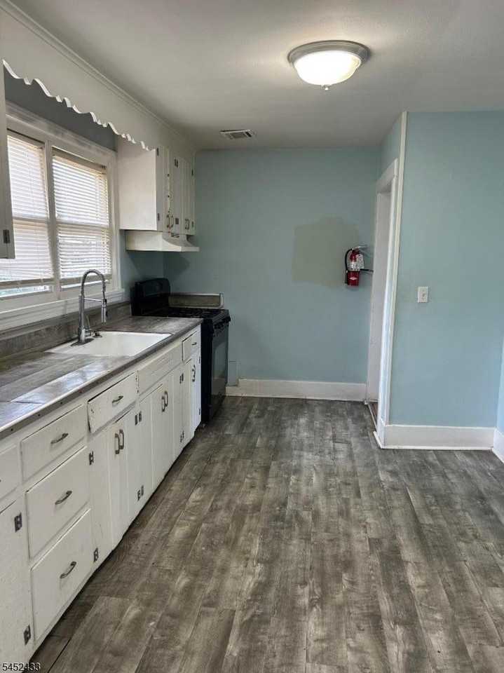 116 Church St #2 - Photo 3 of 9