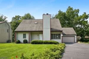 featured image of 4 Arbor Ct