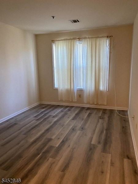 220 Cambridge Ct - Photo 5 of 17