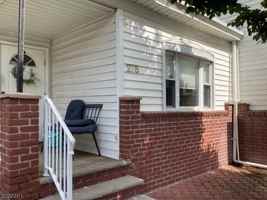 featured image of 275 Wanaque Ave