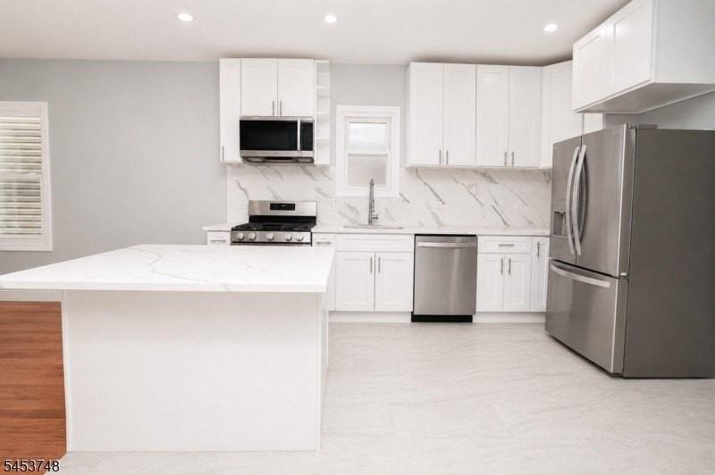734 Summer Ave 1st Fl #1 - Photo 6 of 16