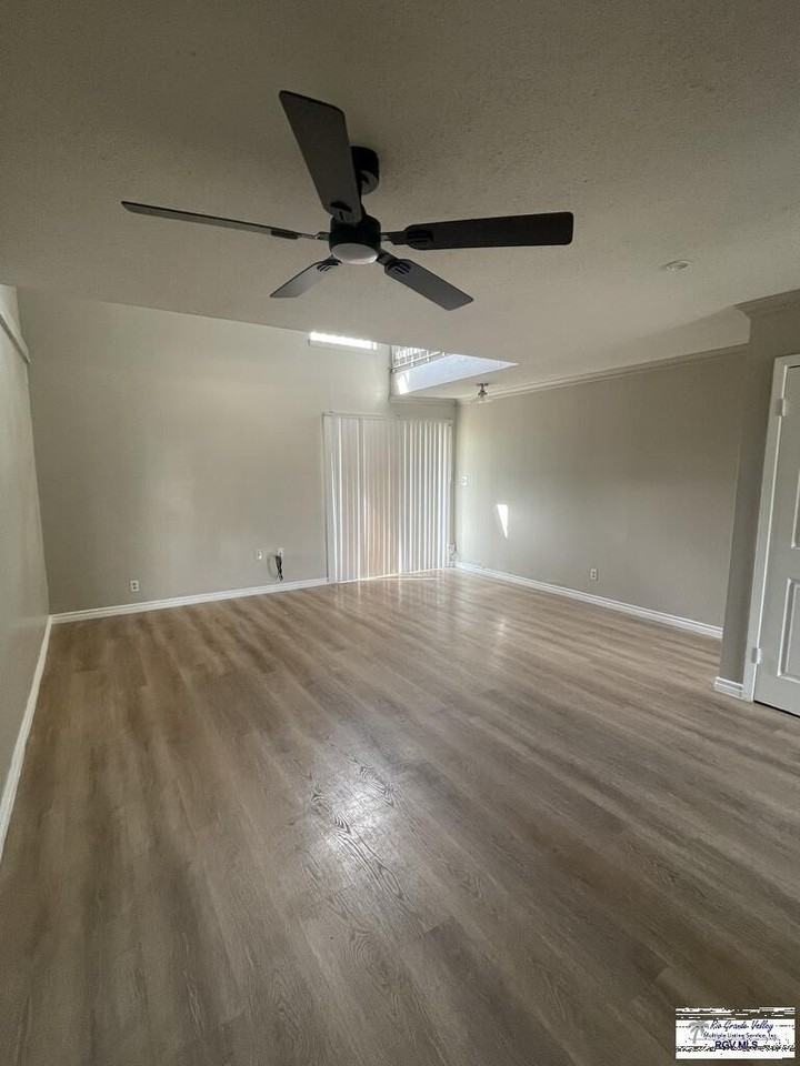 802 Continental Dr #2 - Photo 4 of 19