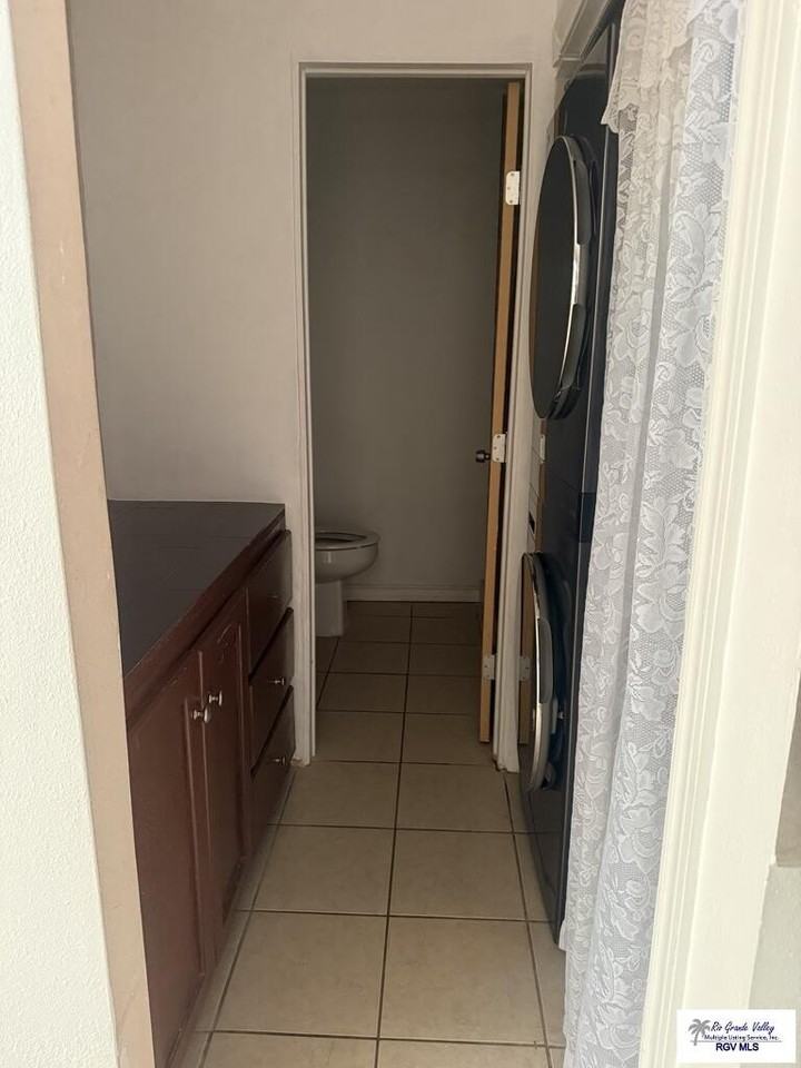 2162 Country Club Cir - Photo 4 of 5