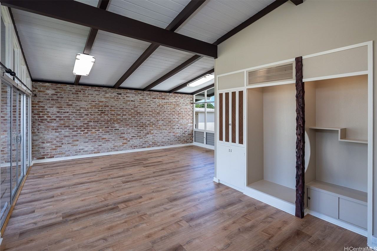 52 Niolopa Pl - Photo 2 of 20