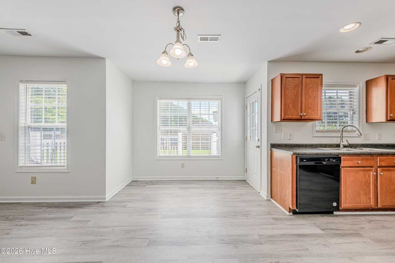 106 Chinkapin Ct - Photo 5 of 50