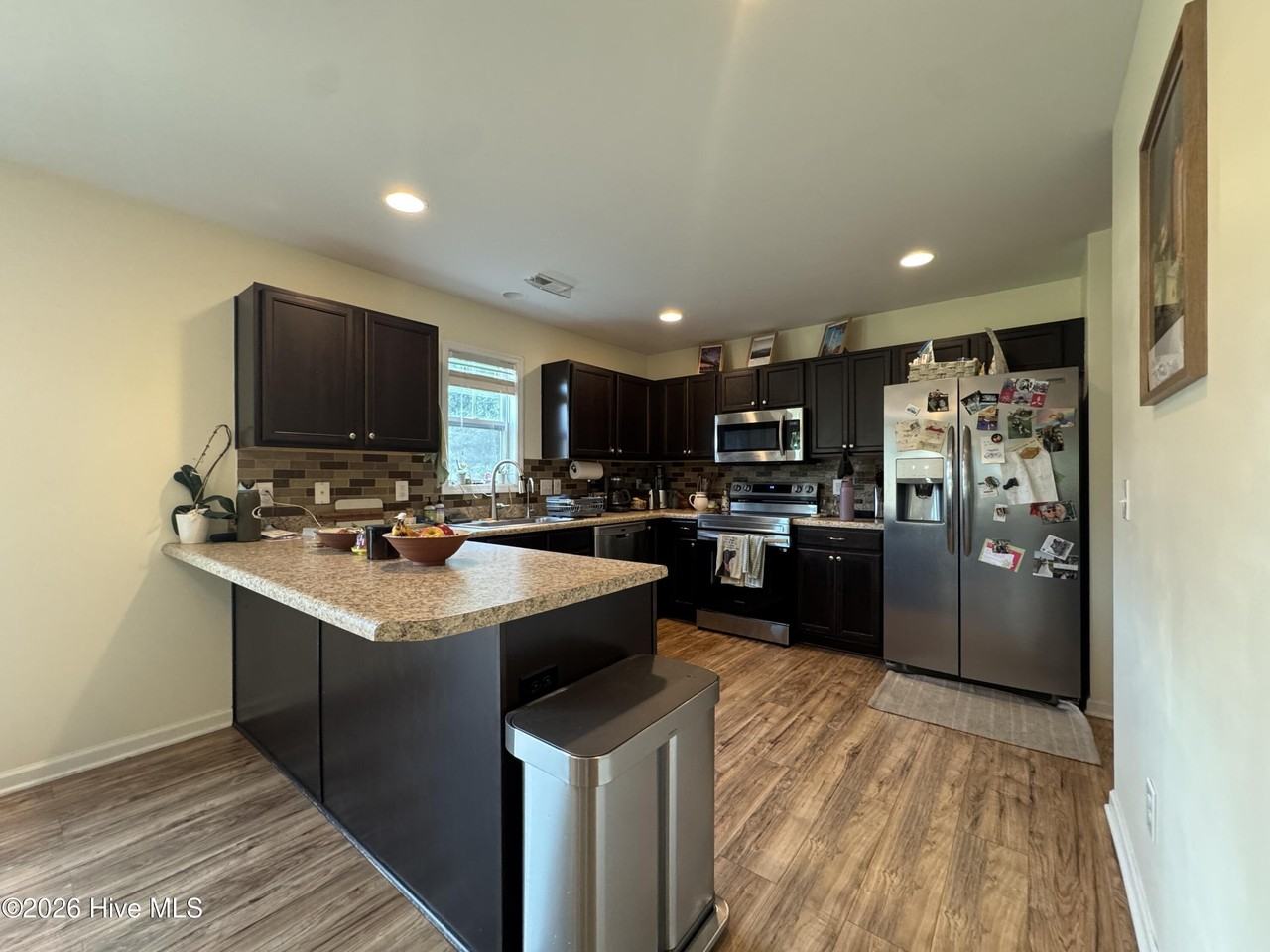 437 Lady Bug Ln - Photo 6 of 32