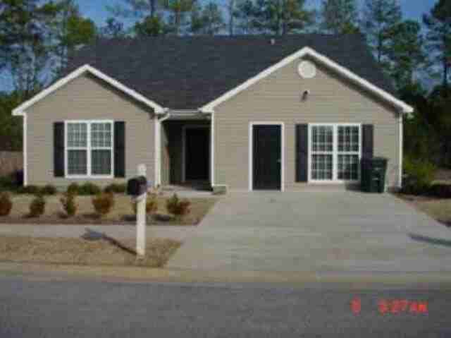 175 Oakland Dr - Photo 2 of 12