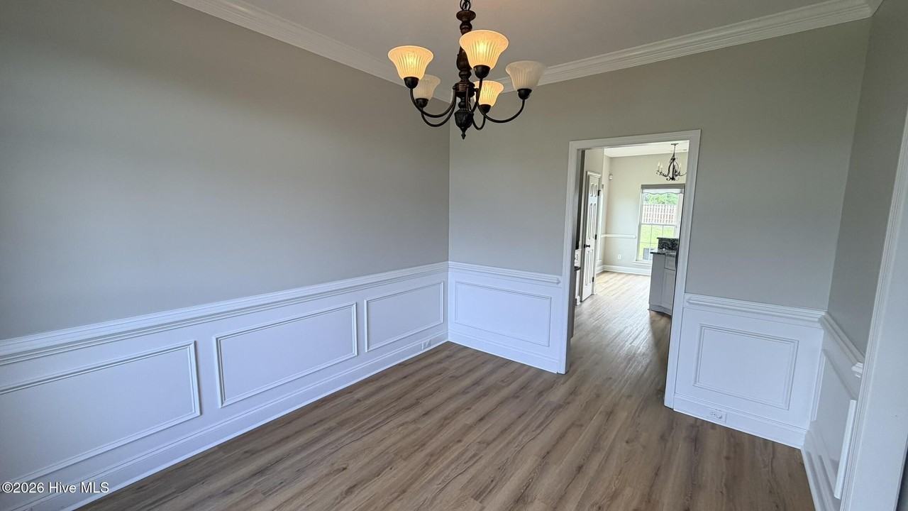4573 Logans Way - Photo 3 of 29
