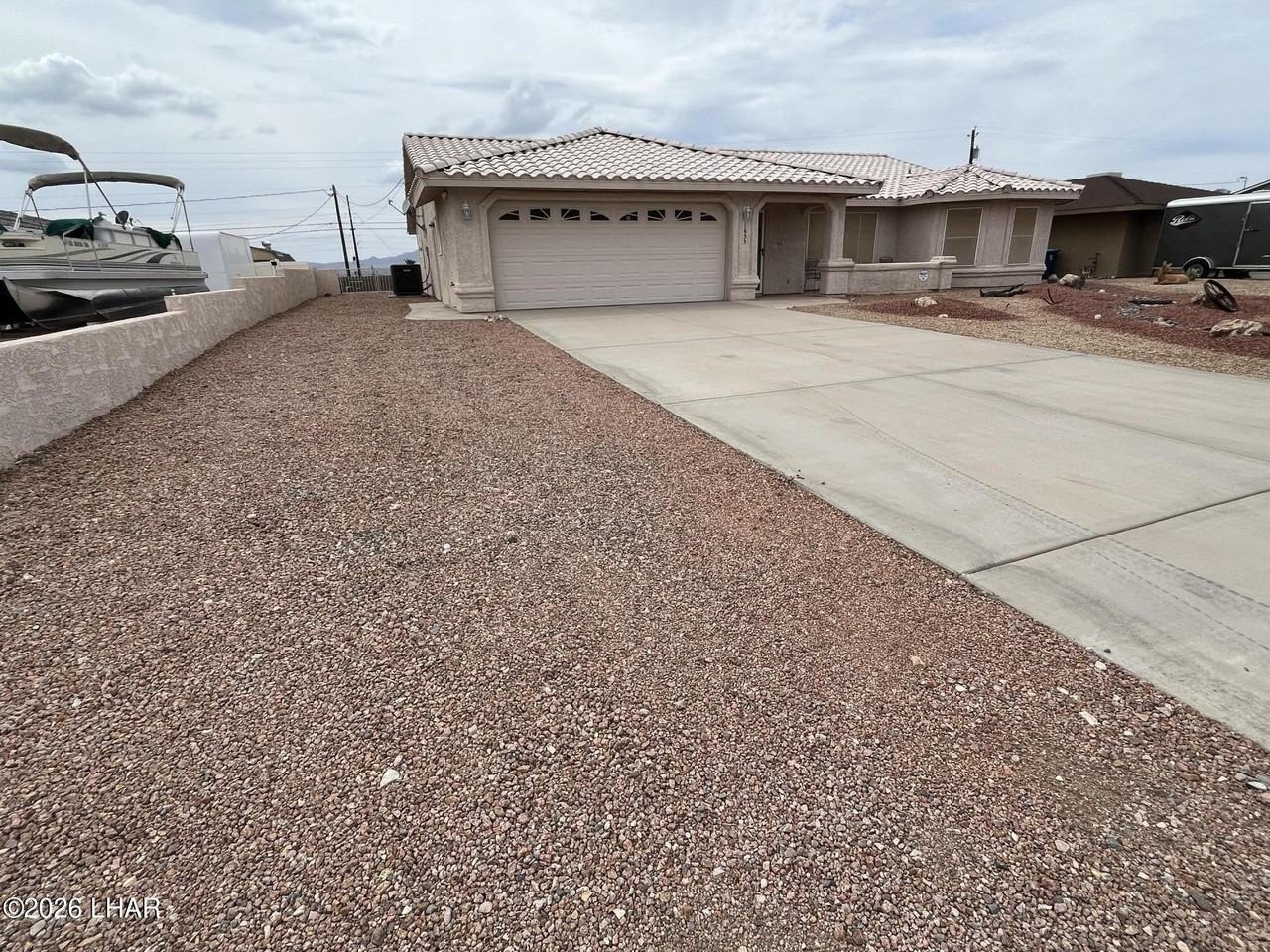 1655 Navigator Dr - Photo 2 of 26