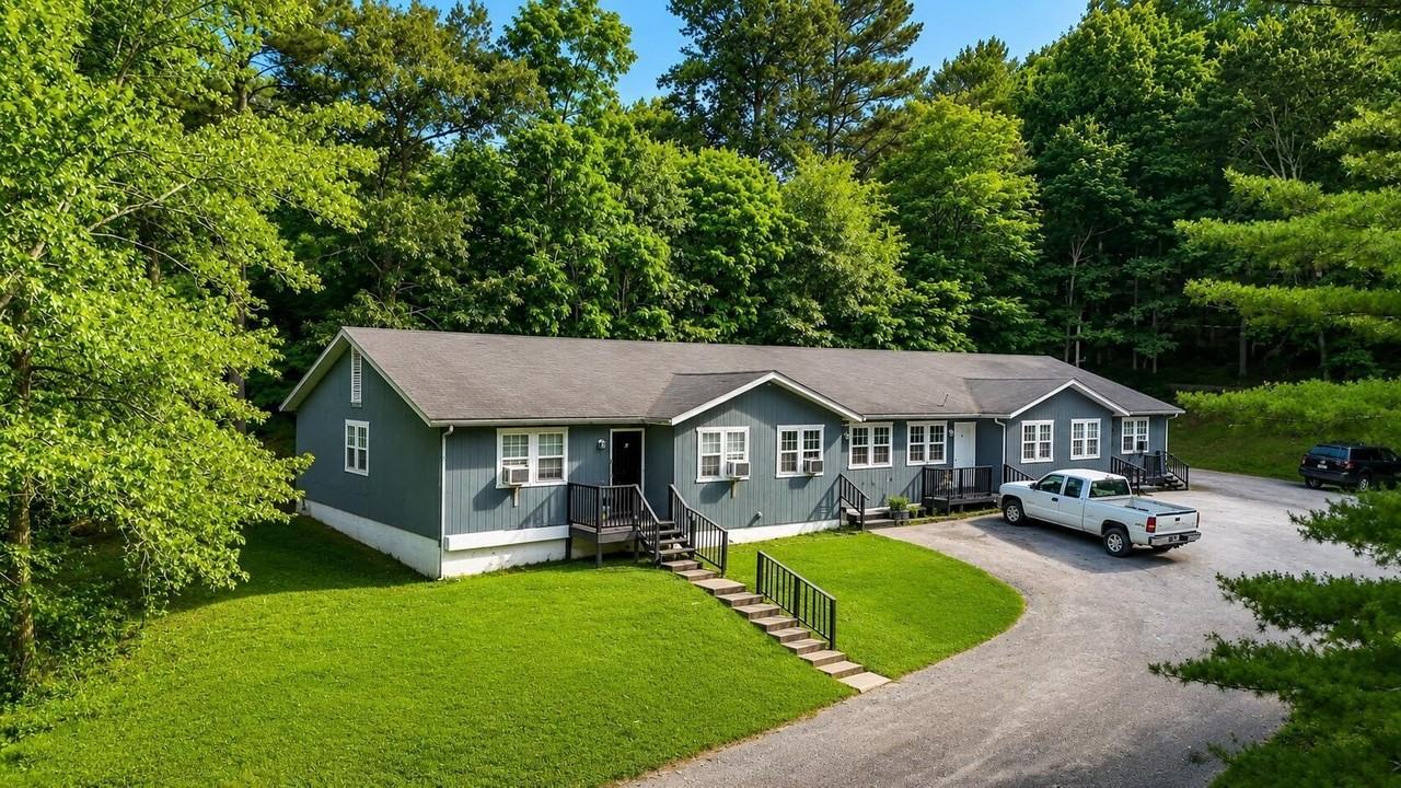 51 Shields Ln #4