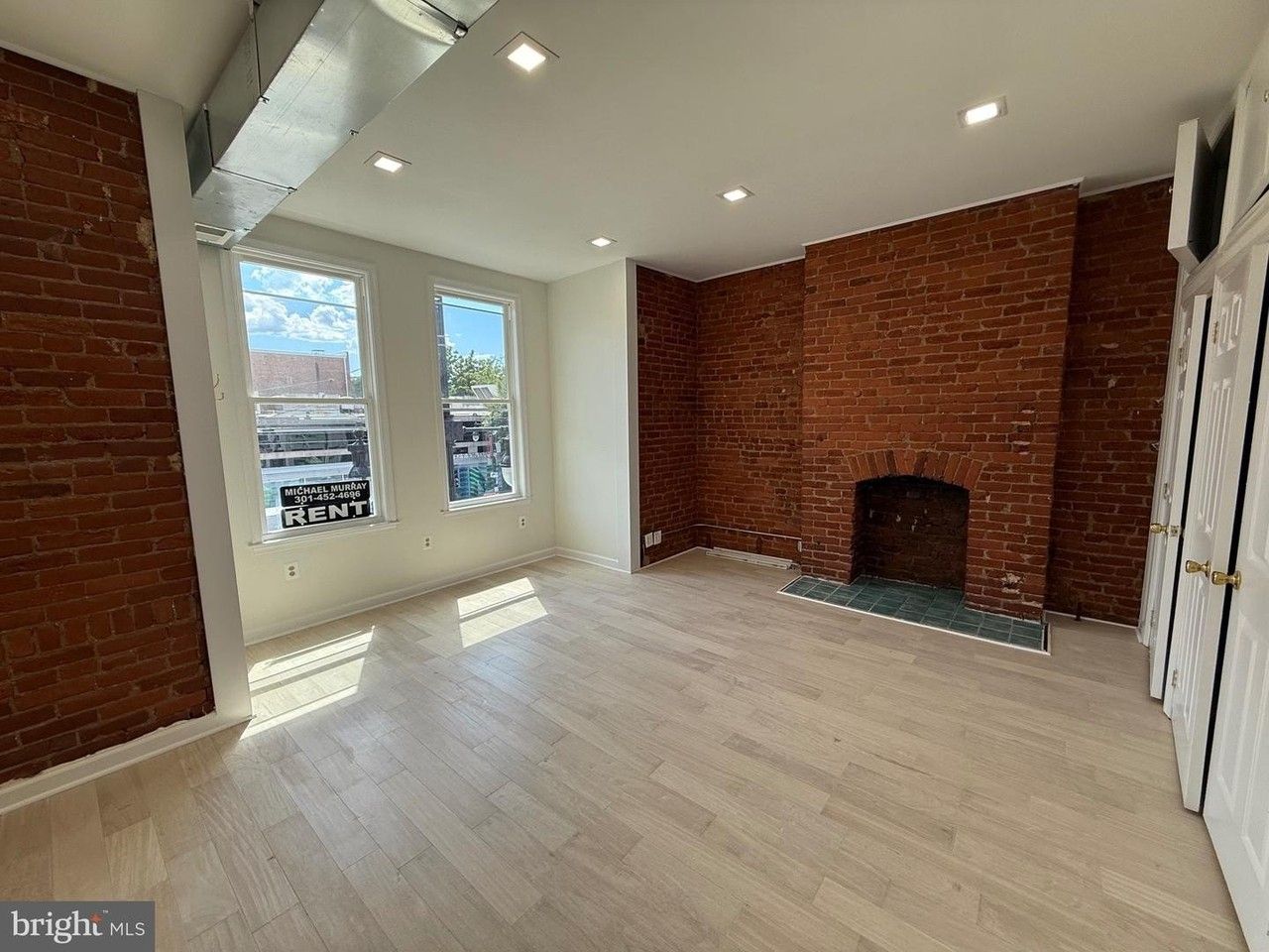 1324 H St Ne - Photo 2 of 12