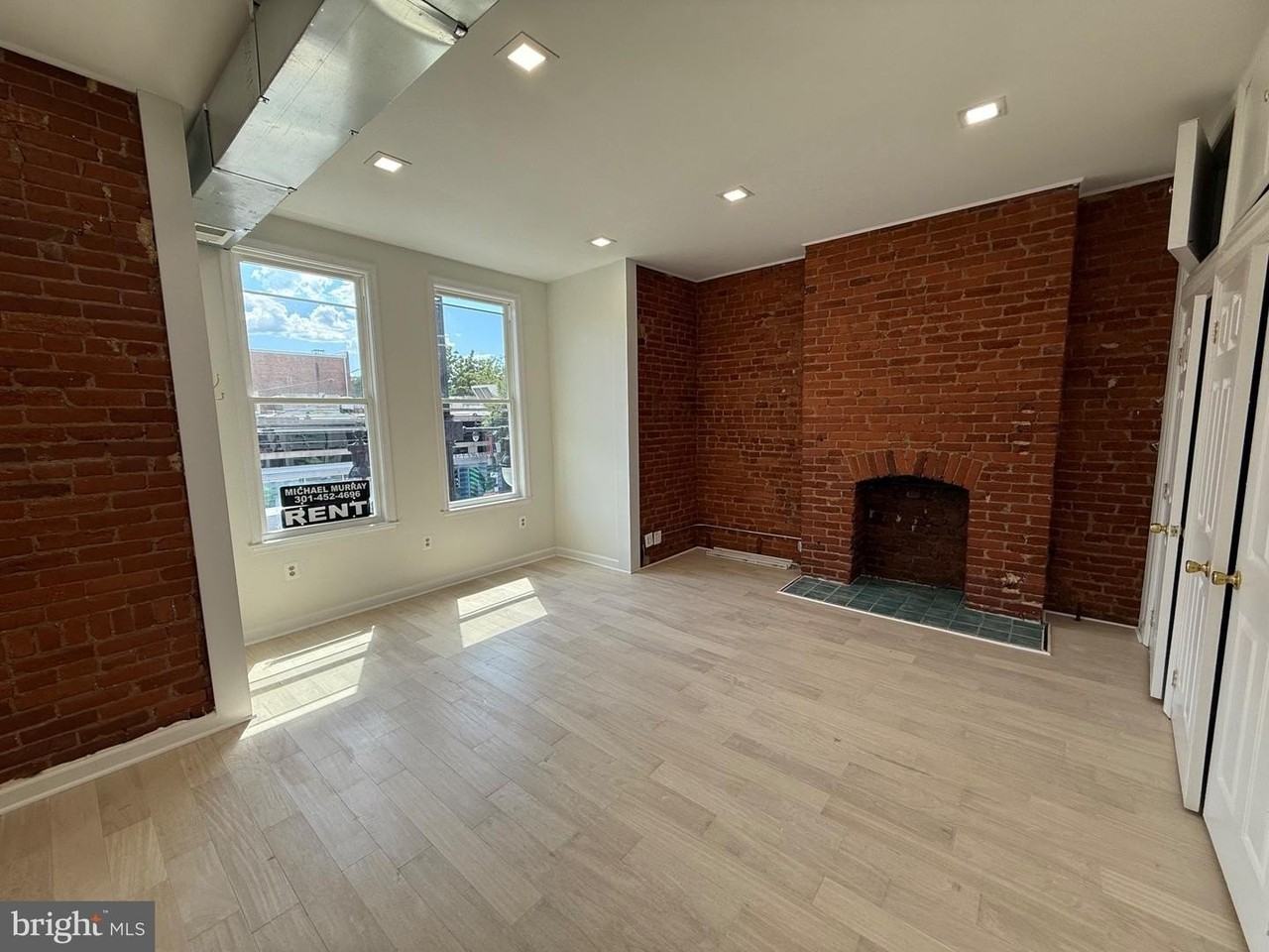 1324 H St Ne - Photo 2 of 12