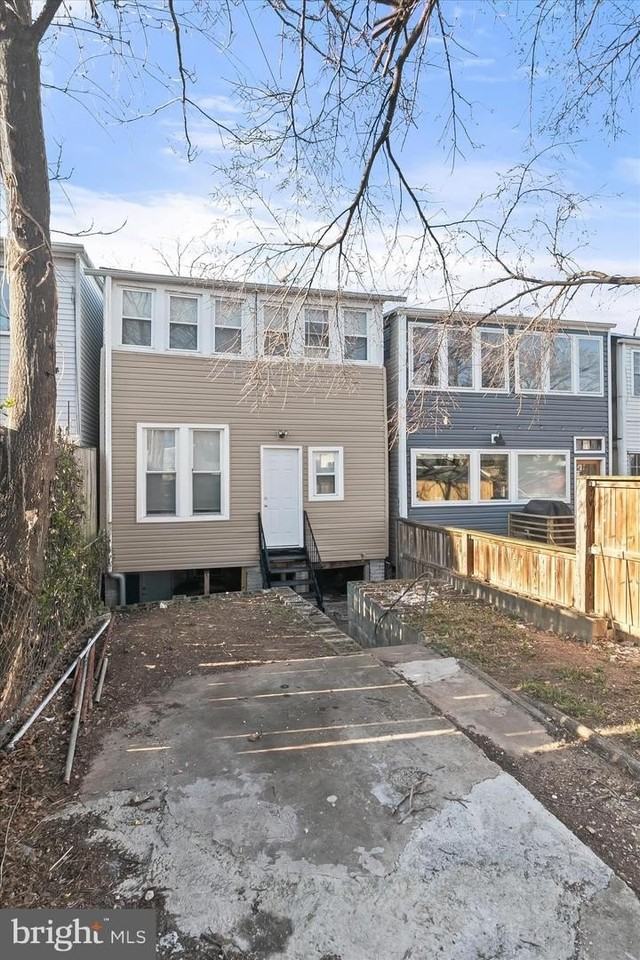 4919 Kansas Ave Nw - Photo 6 of 35
