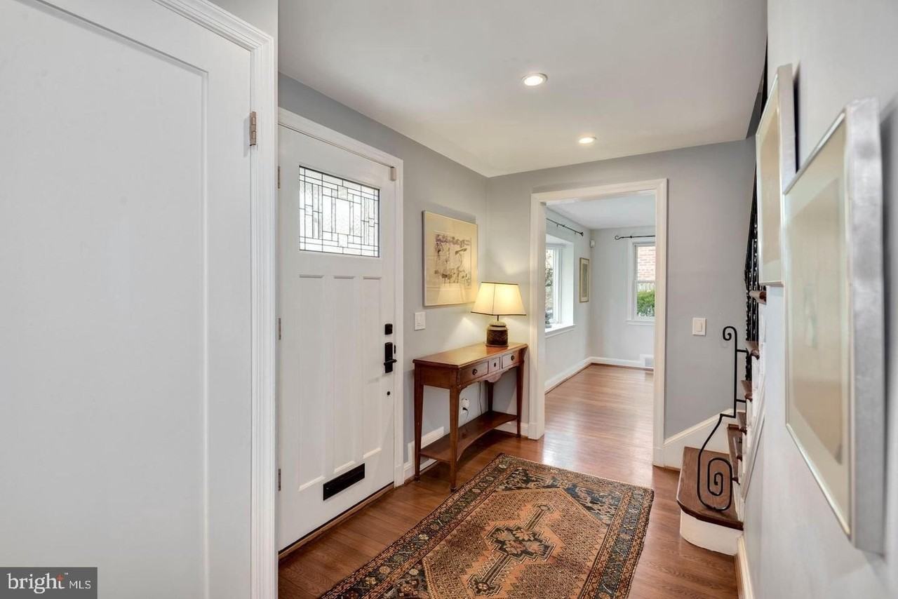 4708 Yuma St Nw - Photo 3 of 36