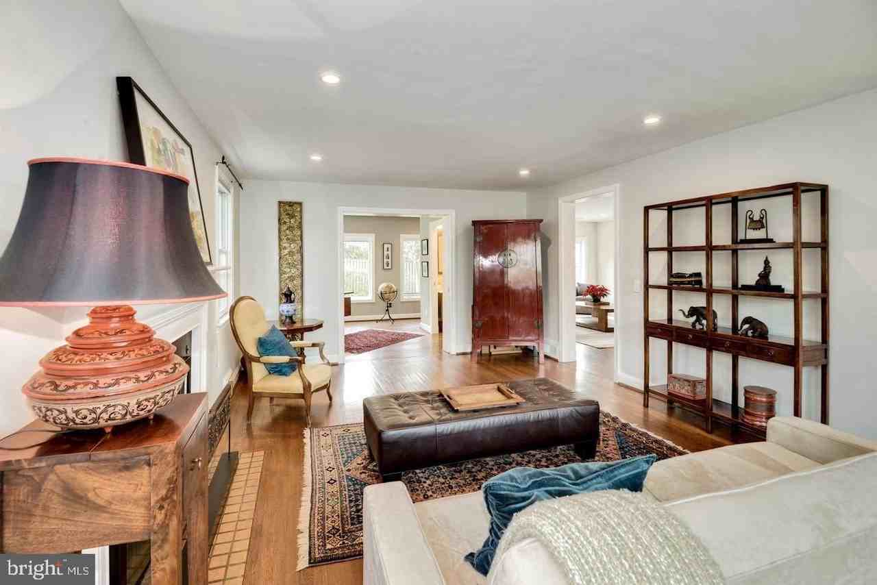 4708 Yuma St Nw - Photo 5 of 36