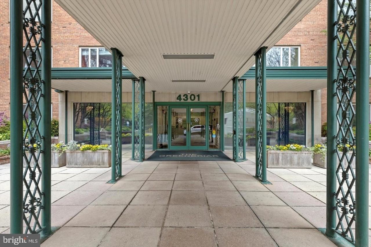 4301 Massachusetts Ave Nw - Photo 2 of 26