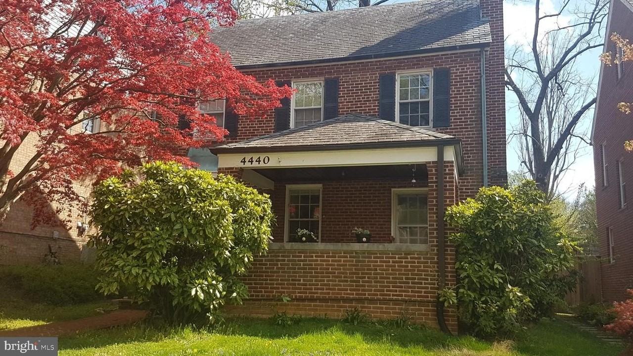 4440 Albemarle St Nw - Photo 3 of 50
