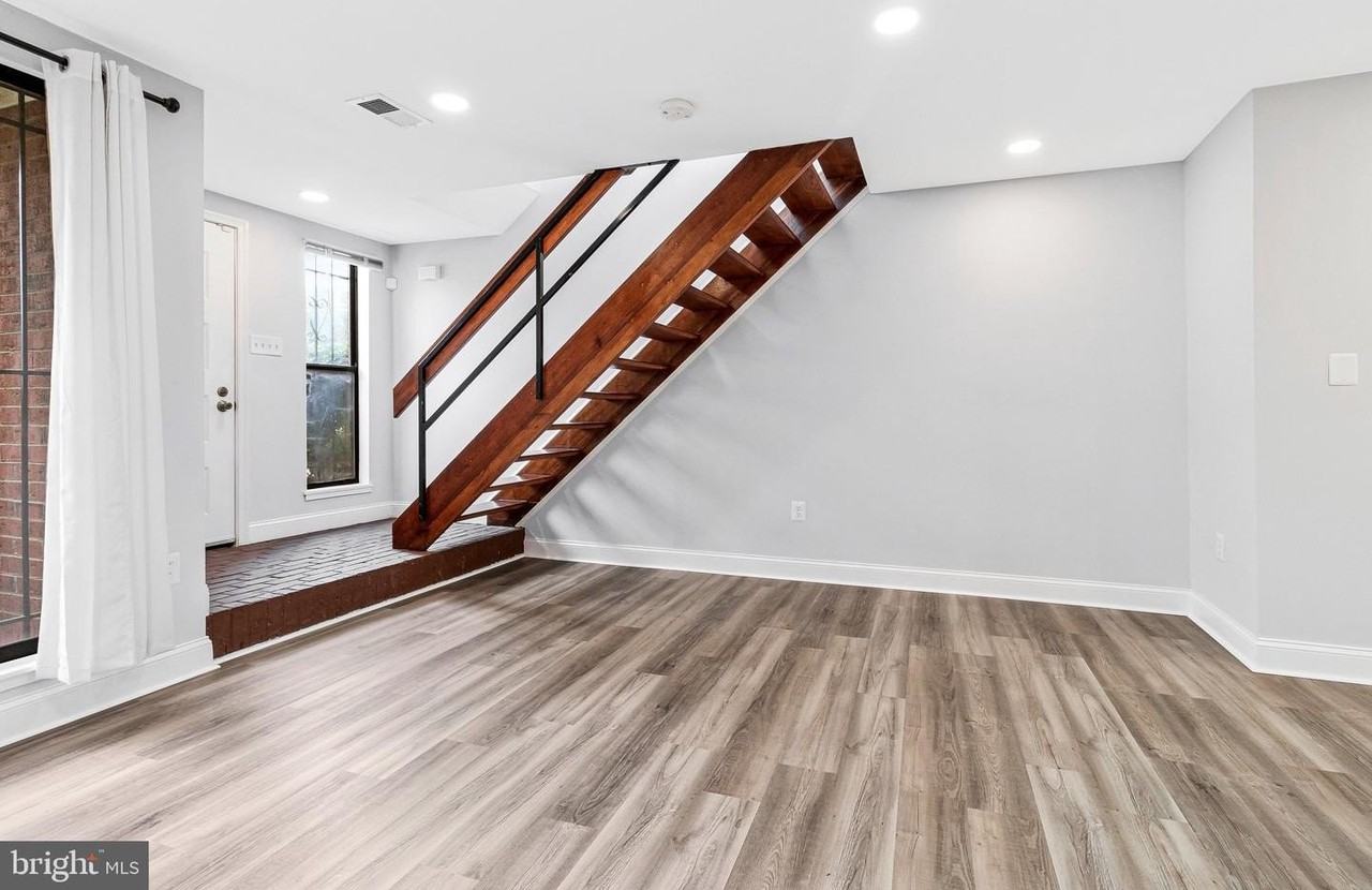 2435 18th St Ne - Photo 5 of 50