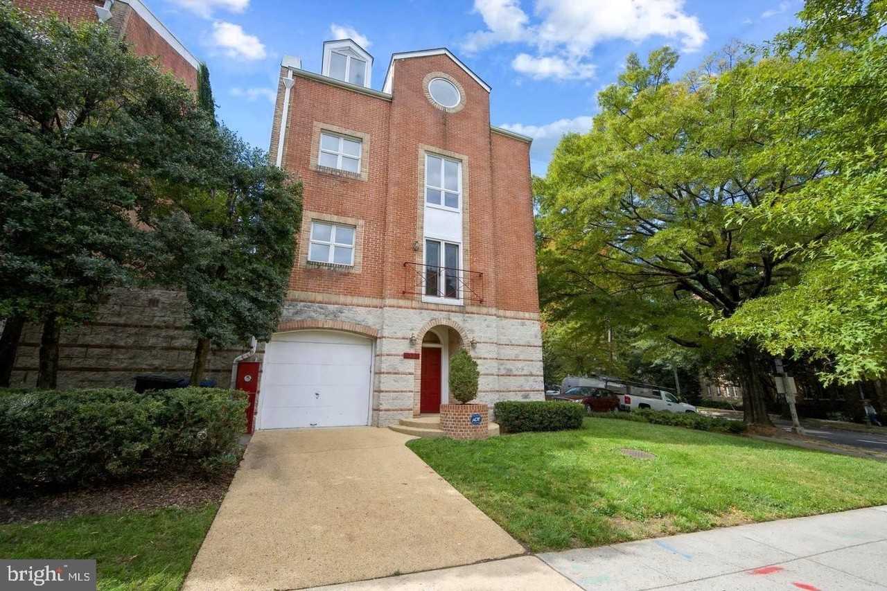 5330 Connecticut Ave Nw - Photo 2 of 38