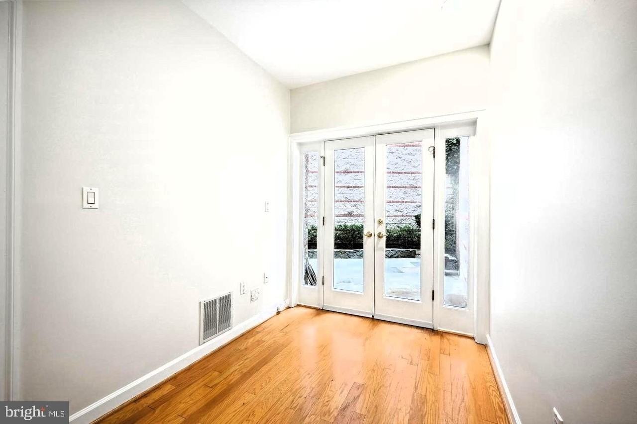 5330 Connecticut Ave Nw - Photo 6 of 38