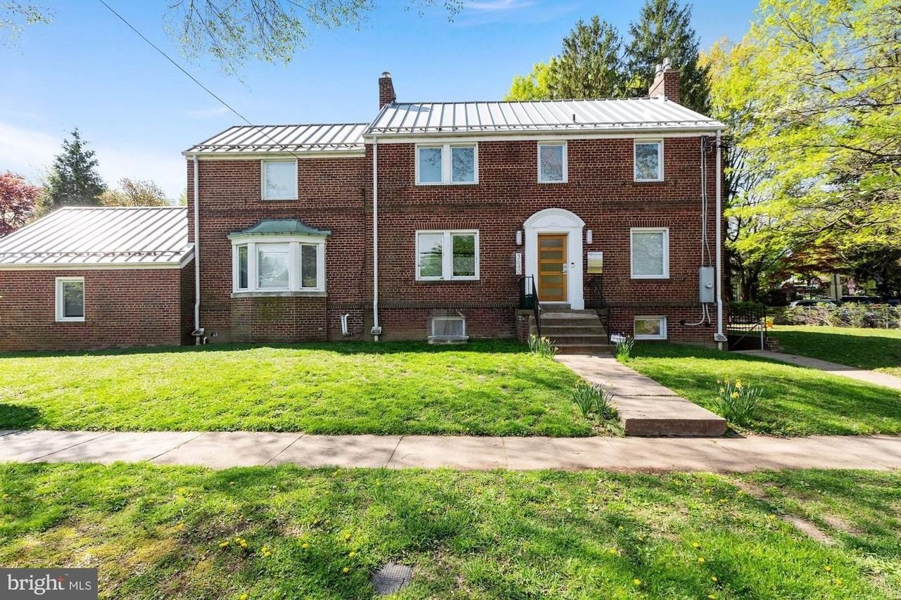 3640 Everett St Nw - Photo 4 of 29
