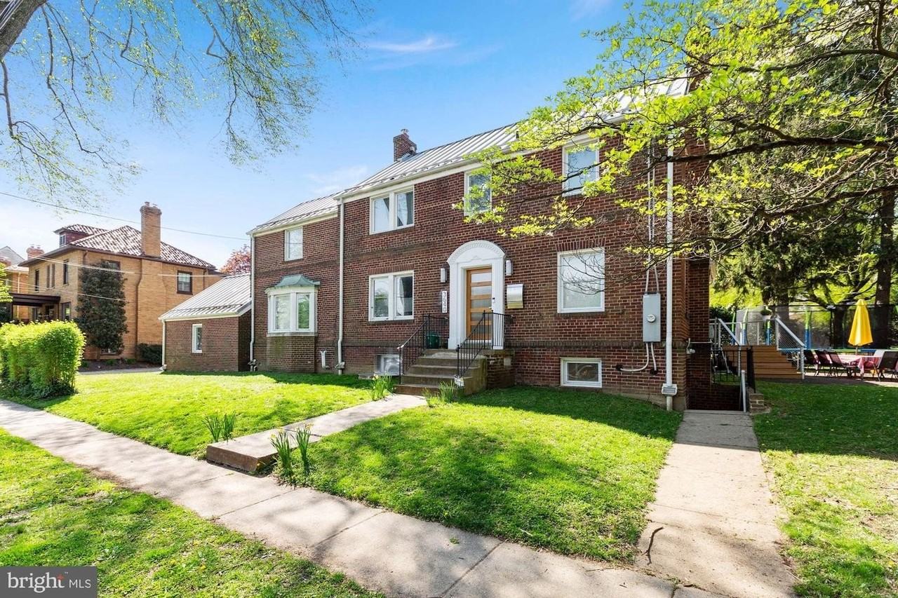 3640 Everett St Nw - Photo 5 of 29