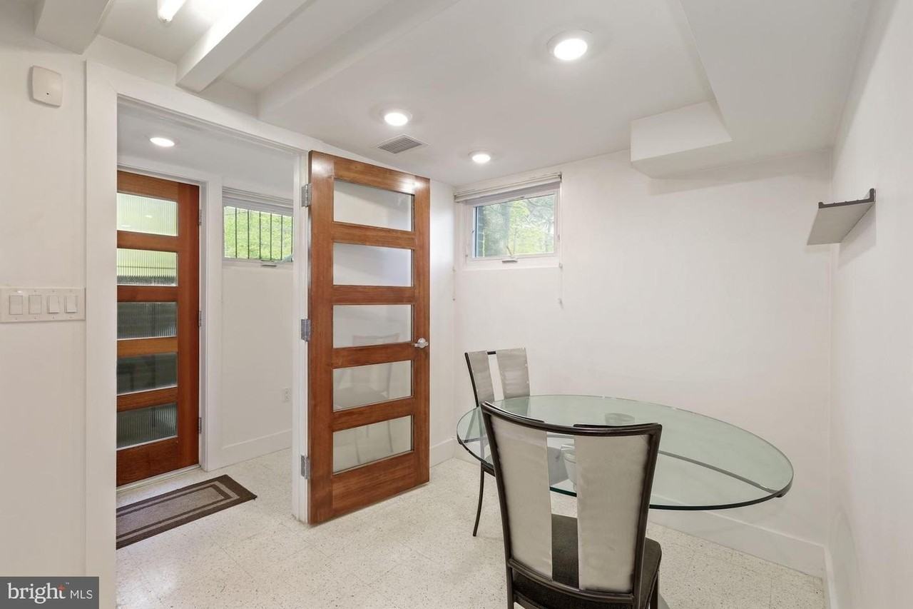 3640 Everett St Nw - Photo 6 of 29