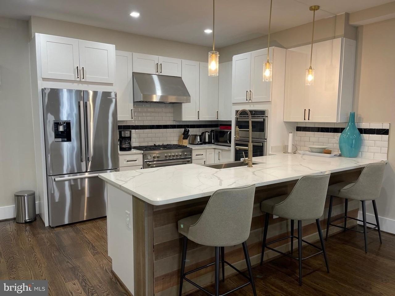 3721 New Hampshire Ave Nw - Photo 2 of 11
