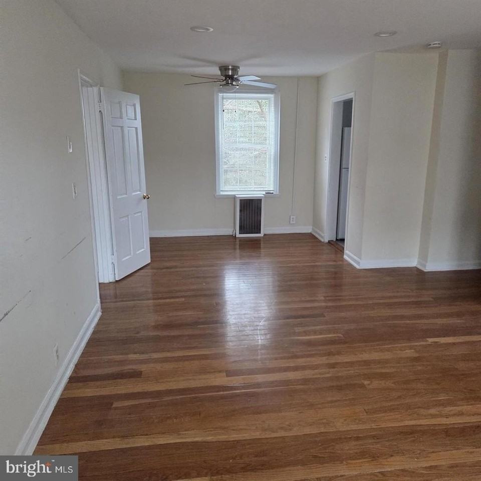 2824 31st St Se - Photo 6 of 14