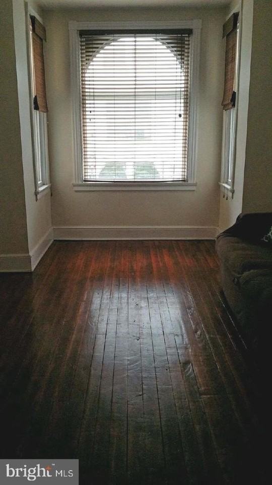 237 Elm St Nw - Photo 3 of 7