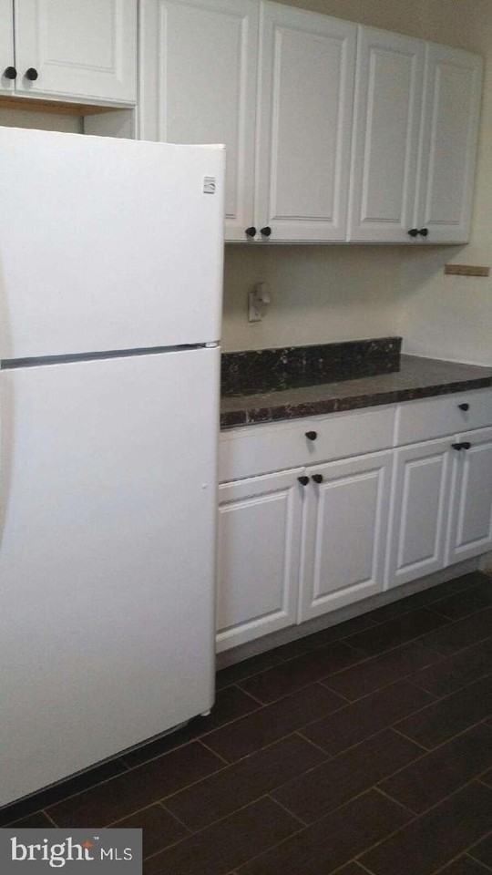 237 Elm St Nw - Photo 4 of 7