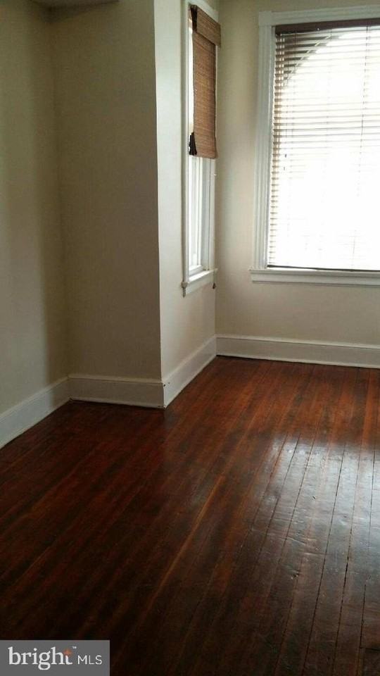 237 Elm St Nw - Photo 6 of 7