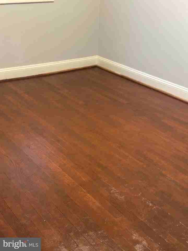 2201 14th St Ne - Photo 3 of 18