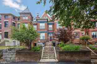 30 R St Ne - Photo 1 of 1