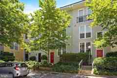 158 G St Sw - Photo 1 of 1