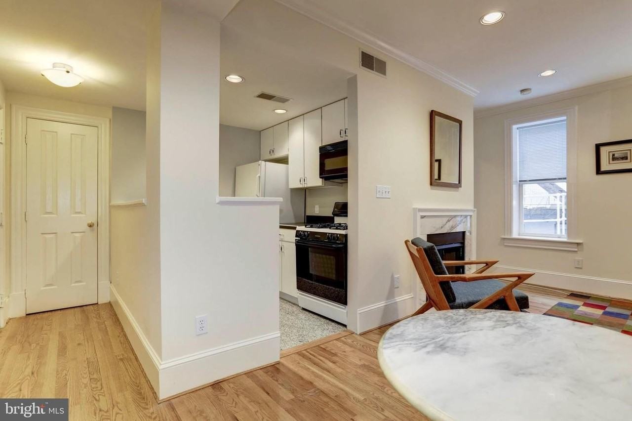 1807 California St Nw - Photo 7 of 19