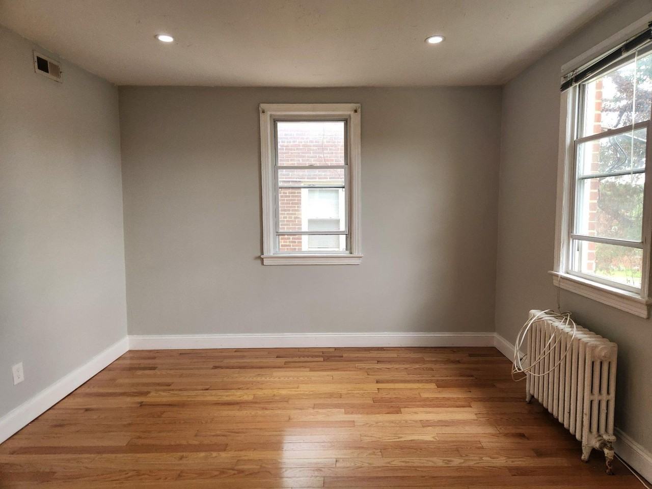 812 Taylor St Ne - Photo 3 of 19