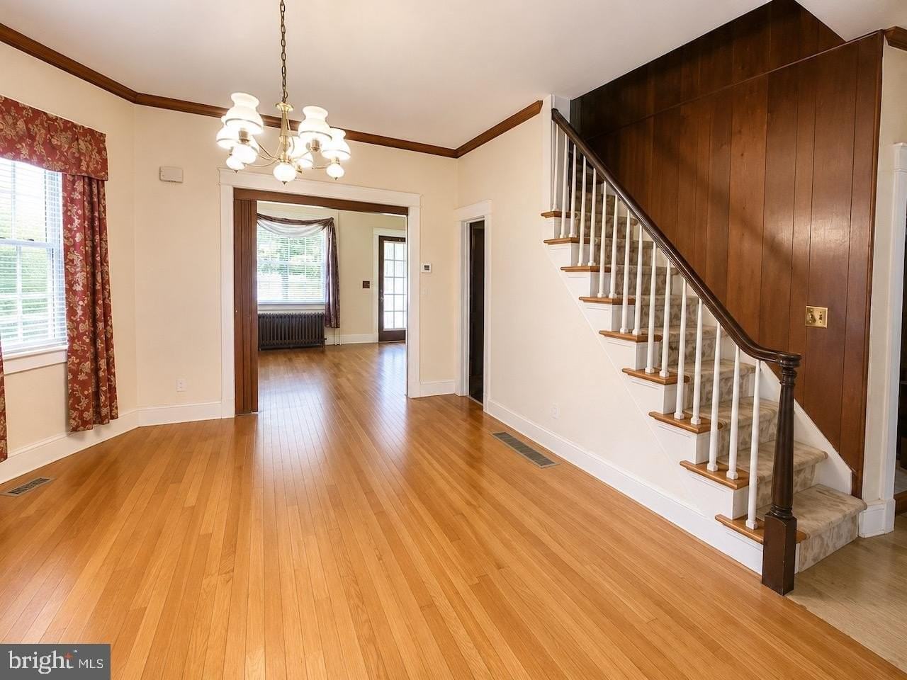 501 W Newport Pike - Photo 3 of 19