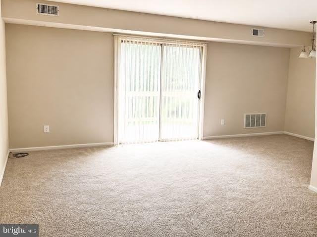 7 Rockford Rd - Photo 5 of 13