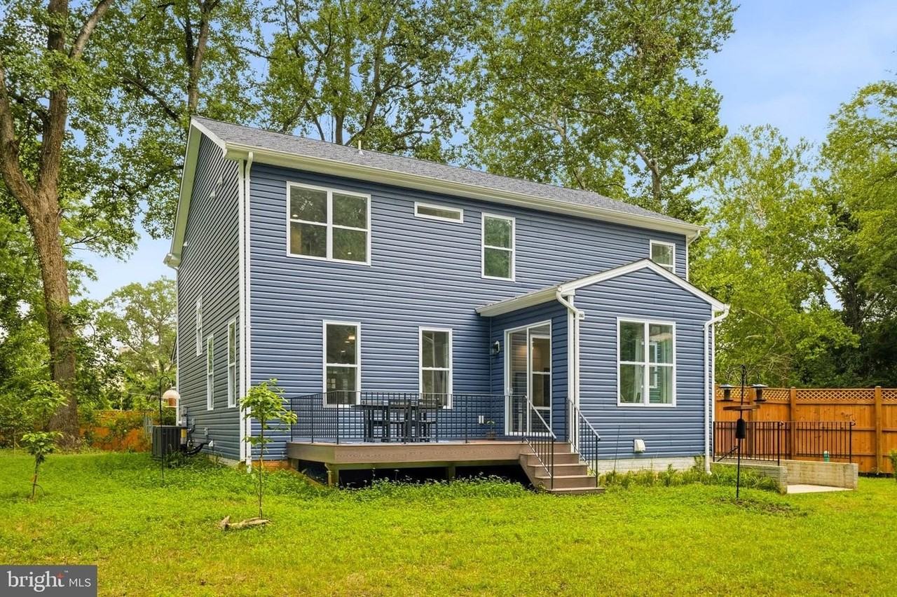 1392 Baltimore Annapolis Blvd - Photo 7 of 32