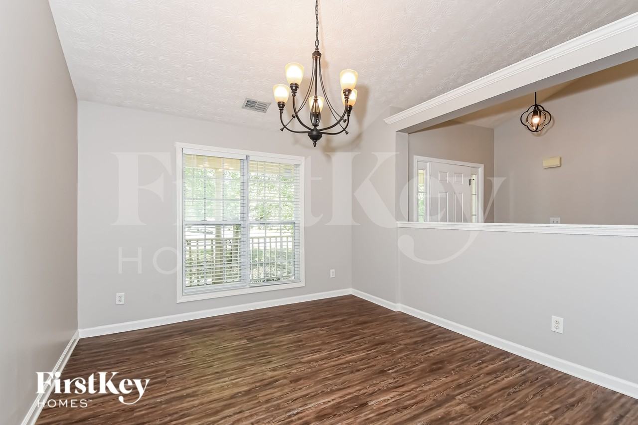 42 Kades Cove Dr - Photo 5 of 16