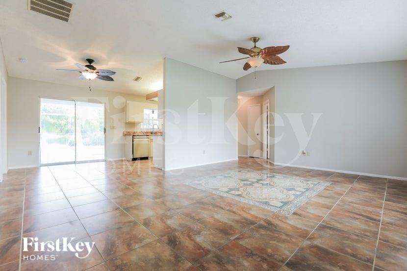 6099 David Blvd - Photo 2 of 15