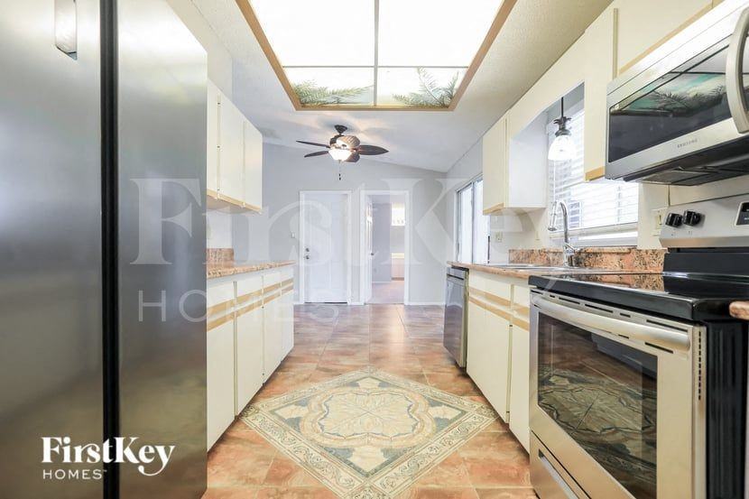 6099 David Blvd - Photo 5 of 15